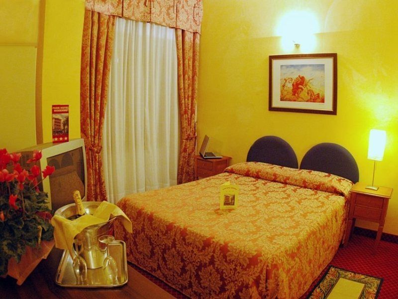 Park Hotel Монтекатини Терме Екстериор снимка