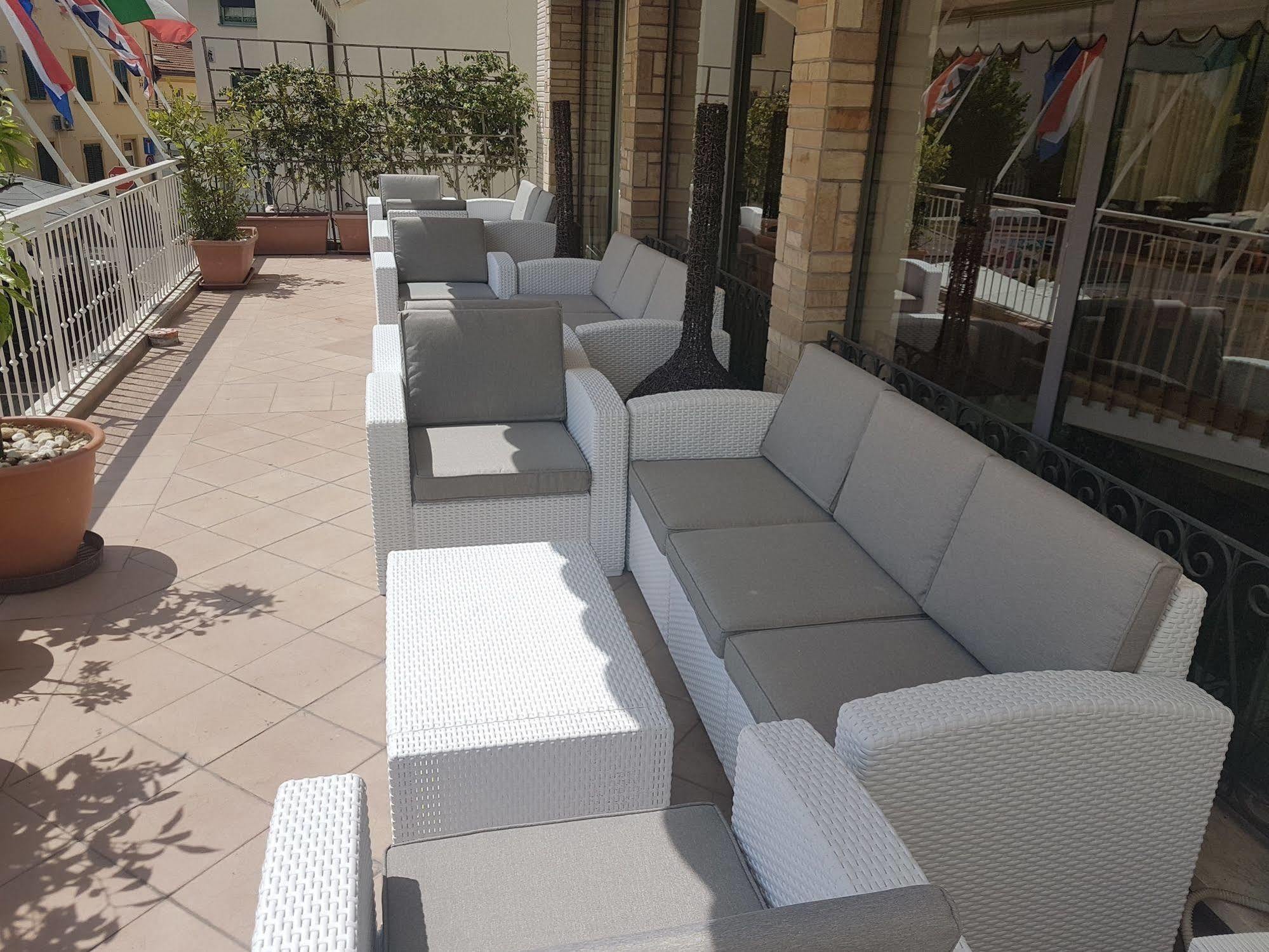 Park Hotel Монтекатини Терме Екстериор снимка