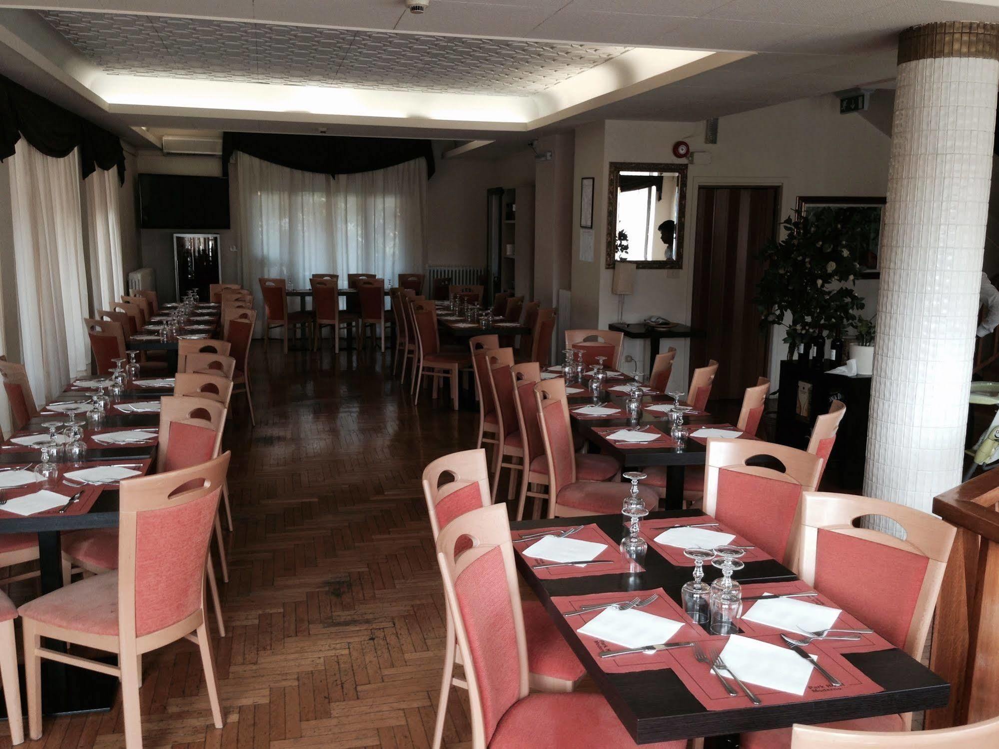 Park Hotel Монтекатини Терме Екстериор снимка